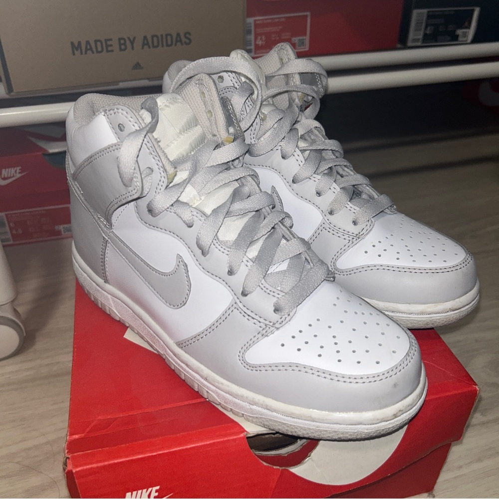 Nike high top wolf grey dunk 4.5Y/ 6.5Womens